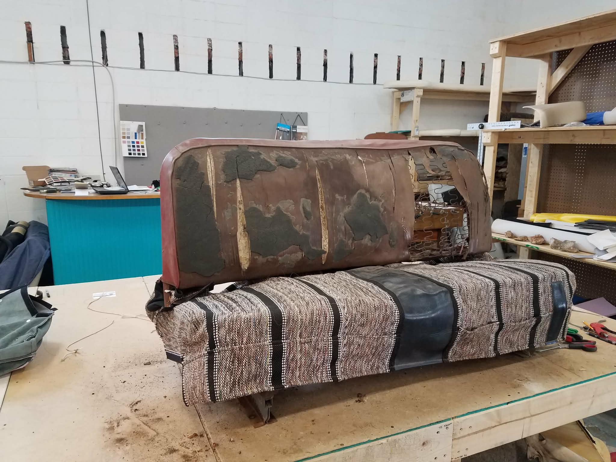 70s Ford Bench Seat detail