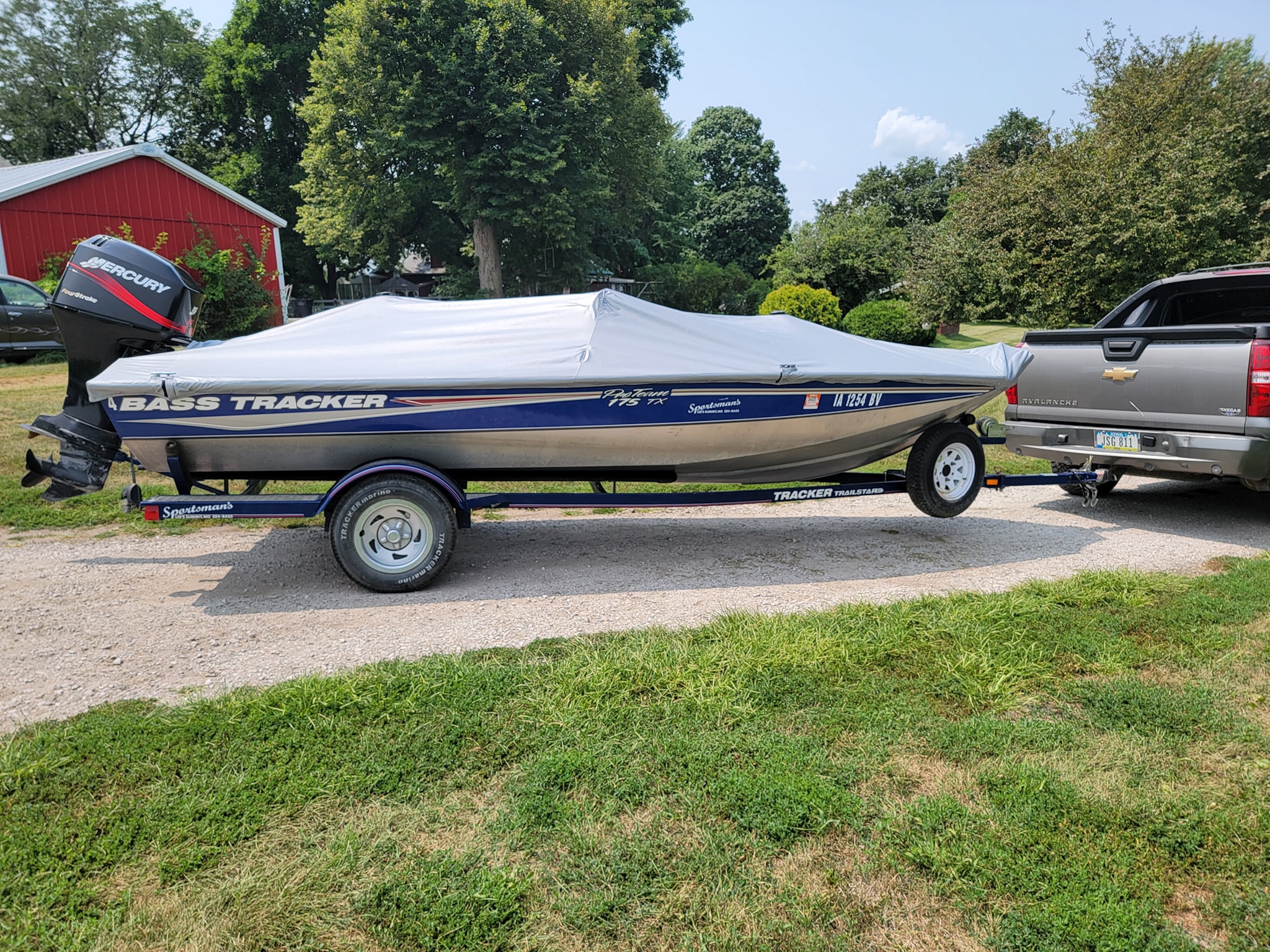 Custom boat cover