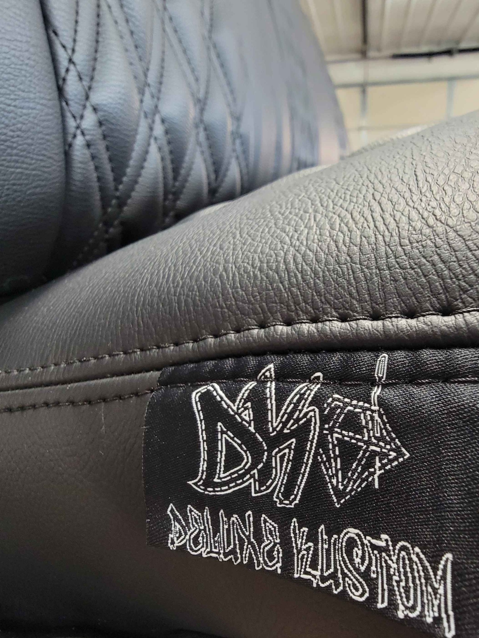 Square Body Custom Seat detail